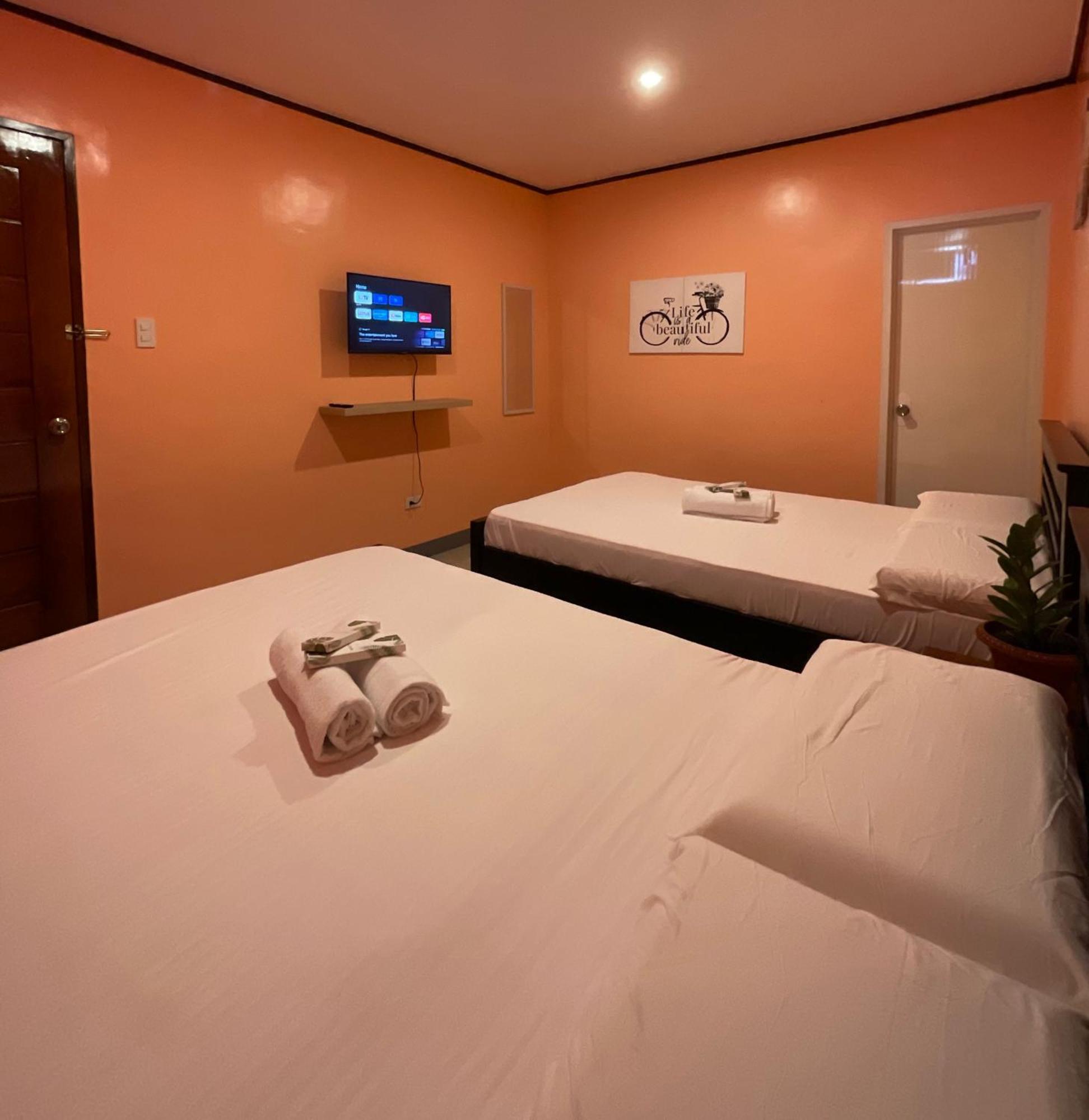 Halajo Bnb Transient Лаоаг Номер фото