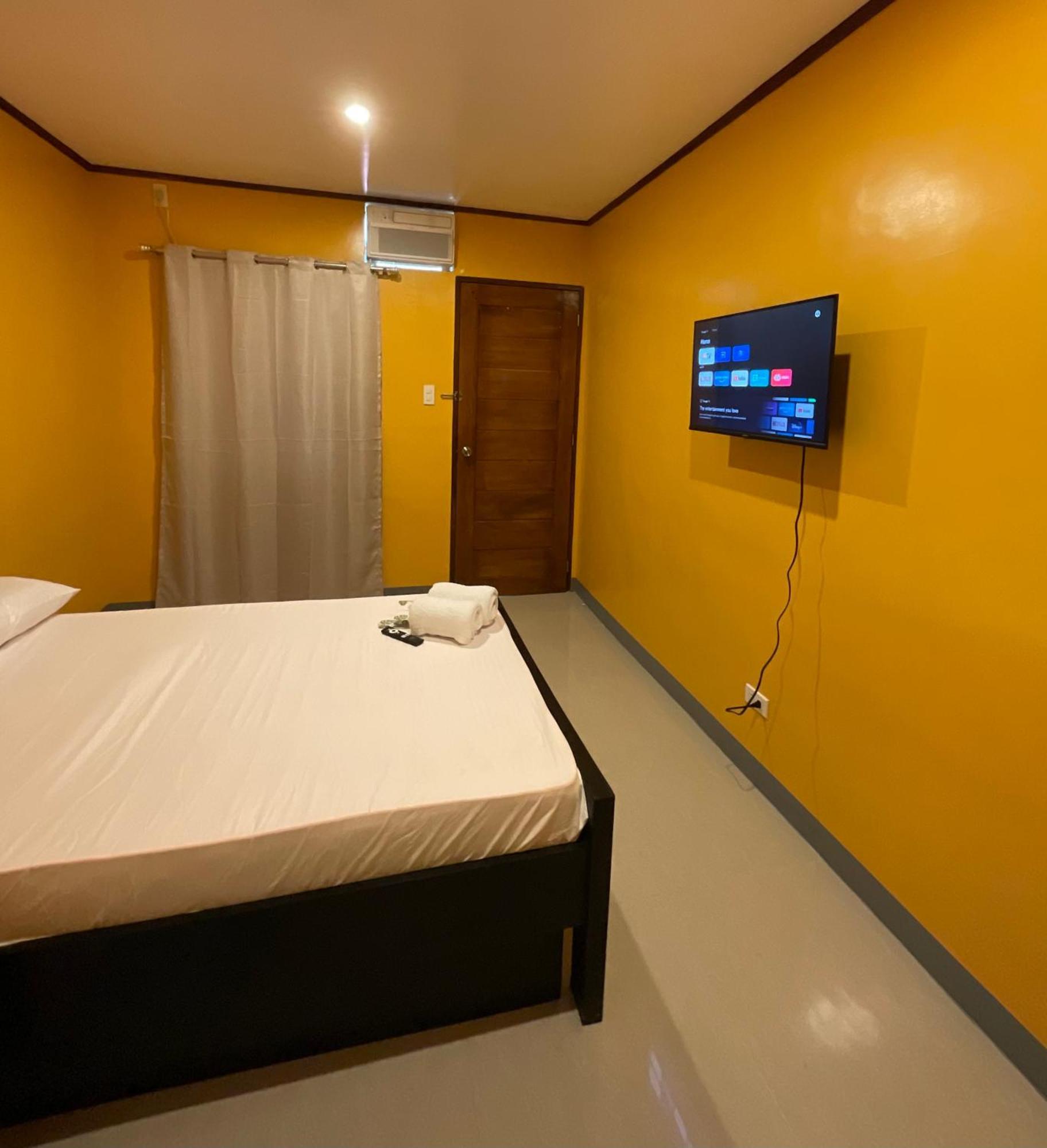 Halajo Bnb Transient Лаоаг Номер фото