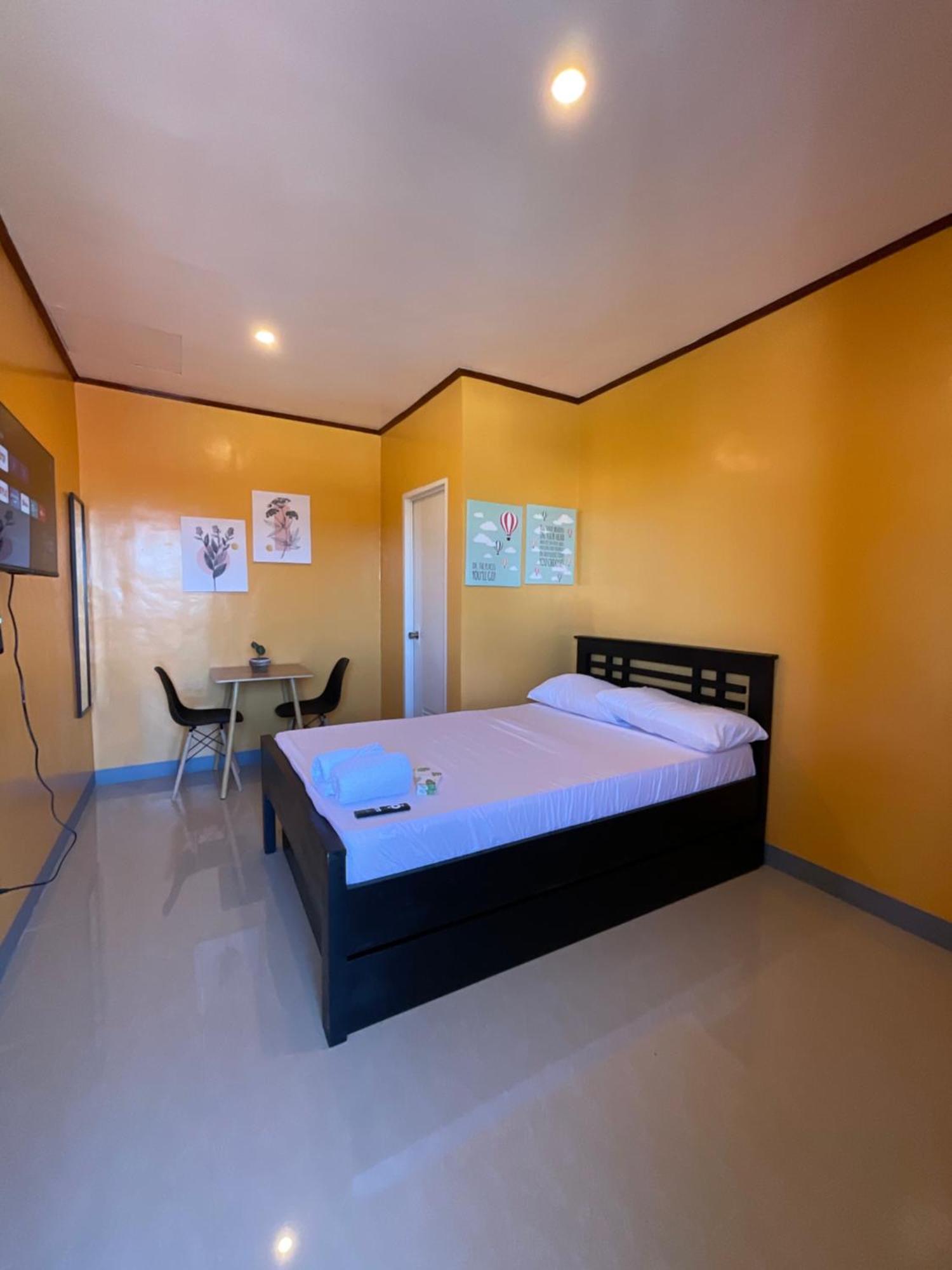 Halajo Bnb Transient Лаоаг Экстерьер фото